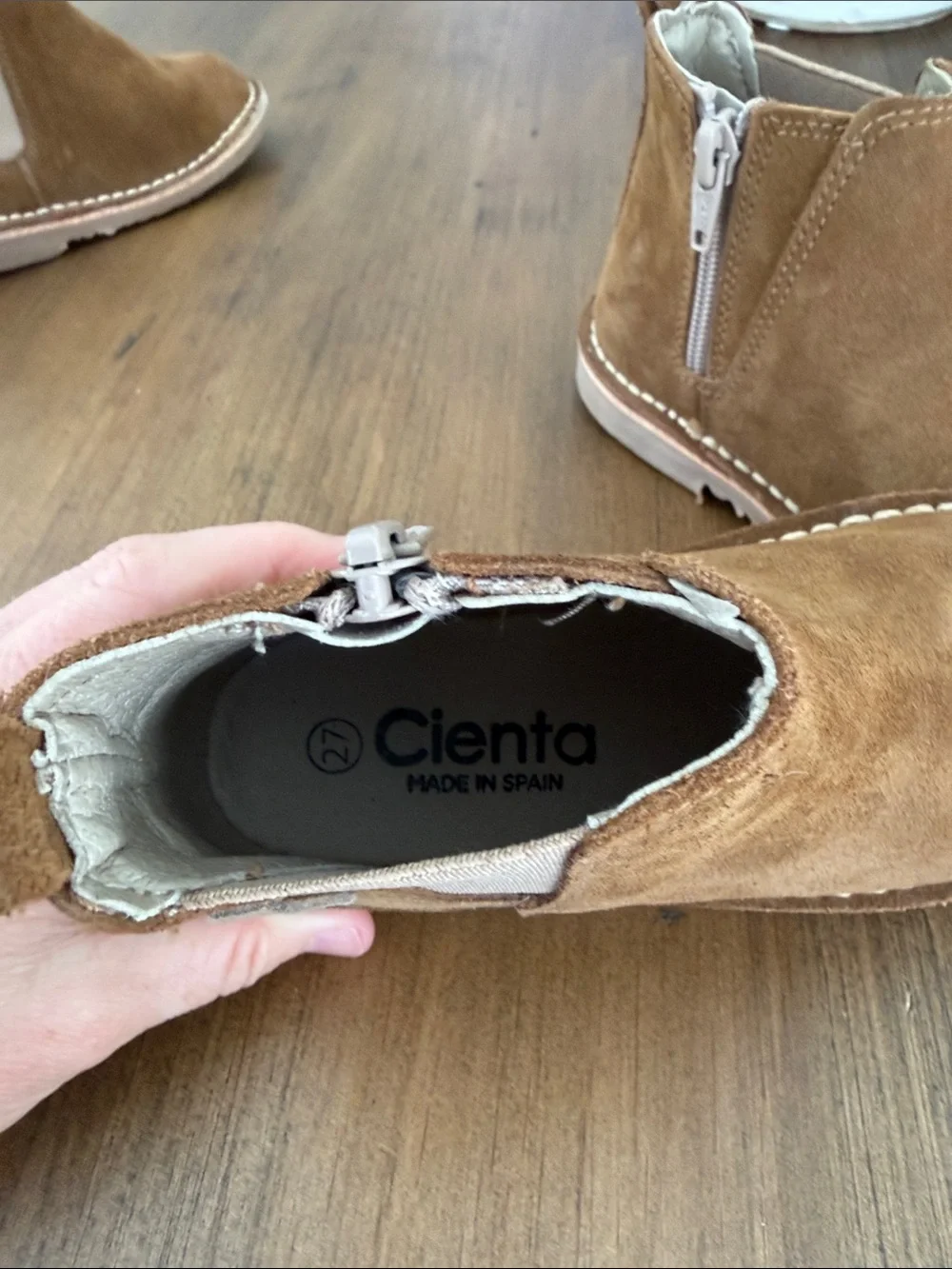 Cienta soft suede